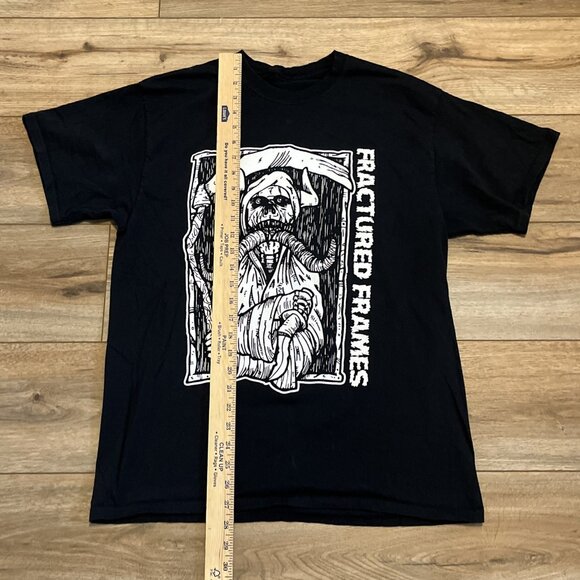 Fractured Frames Band Graphic Shirt Adult SZ MEDIUM Black FF Rock Metal Concert - Picture 3 of 7